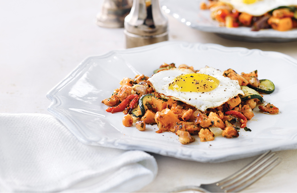 Hachis de patate douce au chorizo et œuf frit