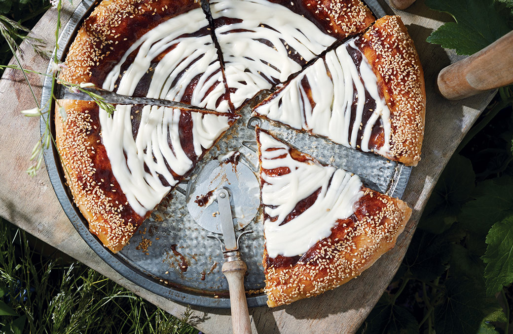 Cinnamon Bun Pizza