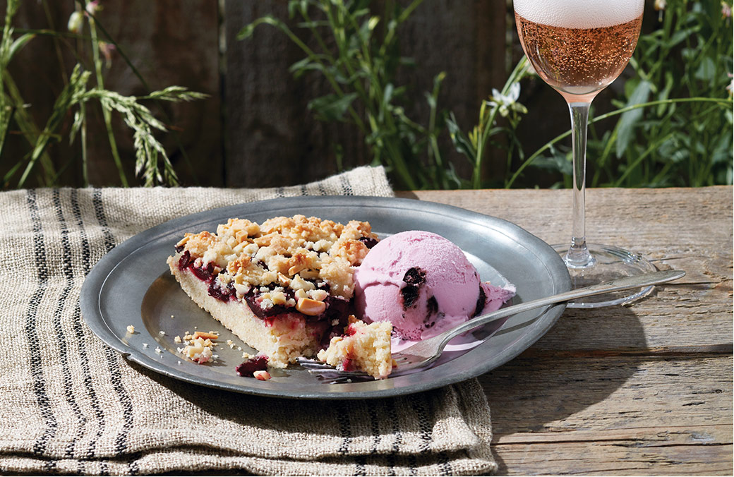 Cherry-Almond Crumble Slices