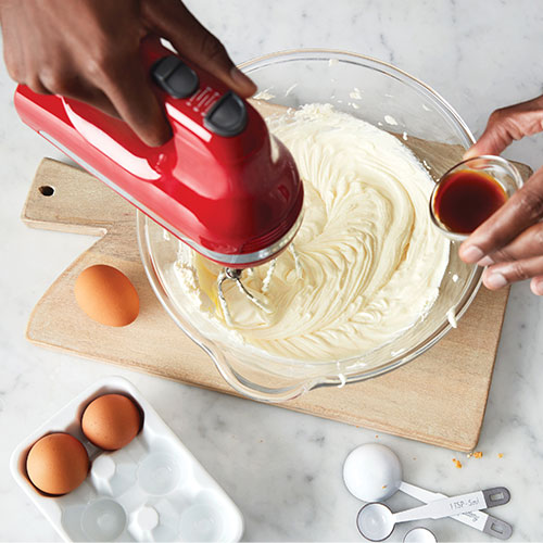 image of a handmixer mixing filling in a bowl