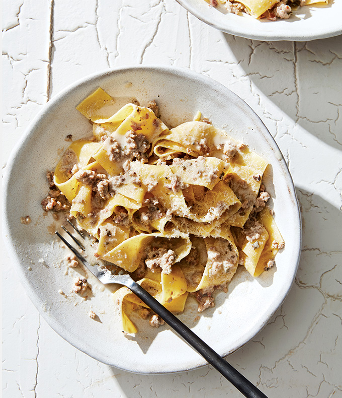 Pappardelles à la sauce bolognaise blanche