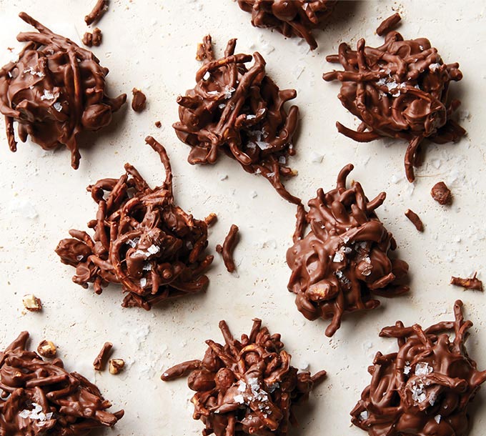 Chocolate & Peanut Butter Haystack Cookies