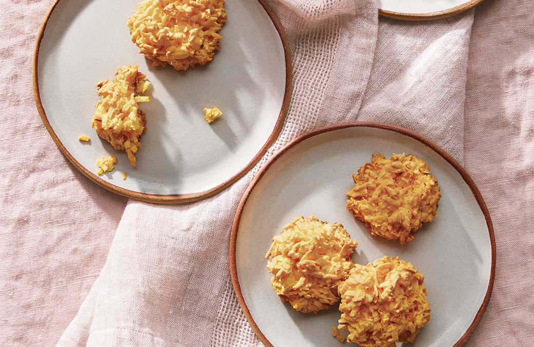 Saffron-Coconut Macaroons